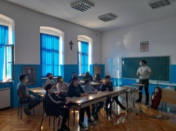 Osnovna škola KarlobagPaklenica-ed-4