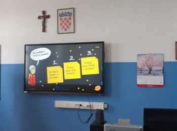 Osnovna škola Karlobag9