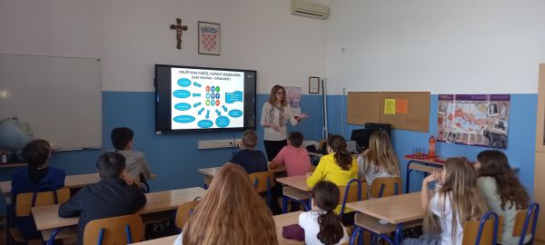 “Zdrav za 5” i “Živim život bez nasilja”