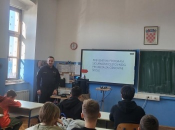 Osnovna škola Karlobag20250204 095844