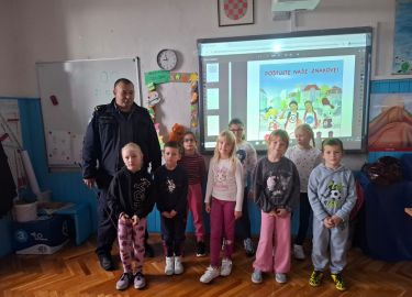 Sigurno u prometu Sigurno u prometu